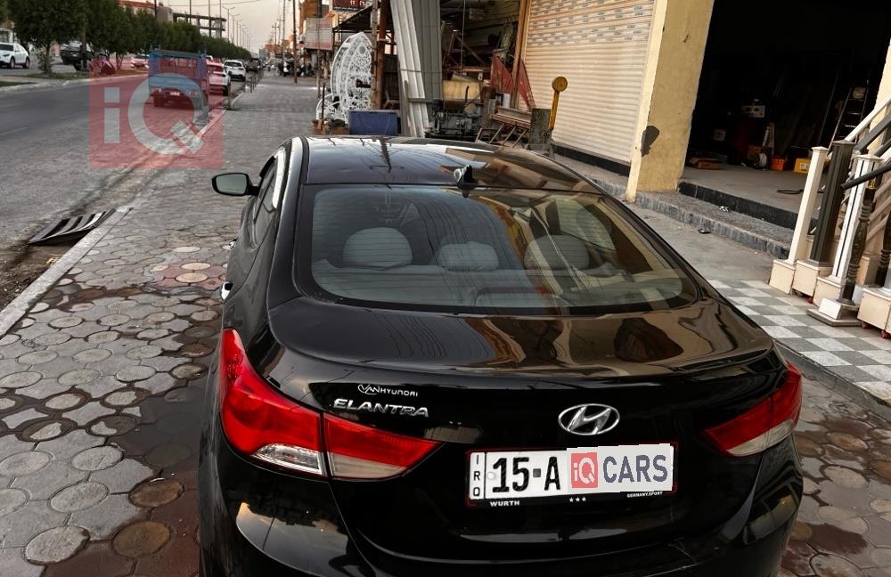 هیوندای ئەلەنترا